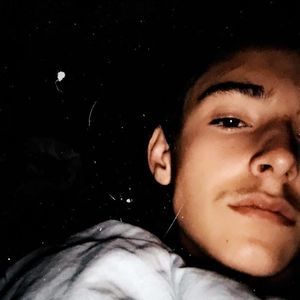 Meet your Posher, Ashton